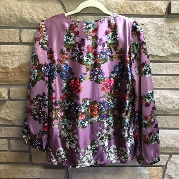 Sundance Floral 100% Silk Blouse stop Medium Amethyst Purple cottagecore - Picture 8 of 9